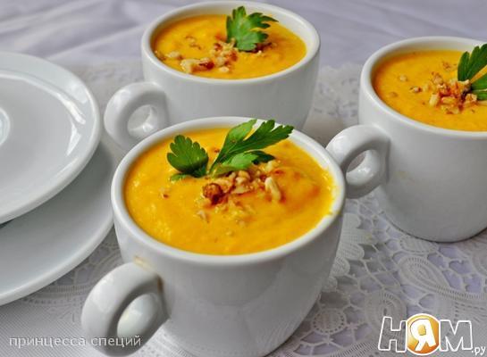 Рецепт Морковно-сливочный суп-пюре с карри и ананасами