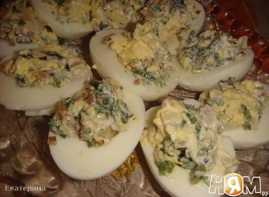 Рецепт Фаршированные яйца "Завтрак на траве"